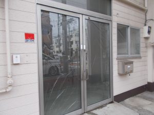 川崎区　フィルム剥がし