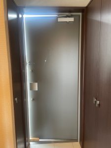 玄関扉　ダイノック