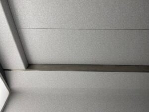 エレベーター シート貼り